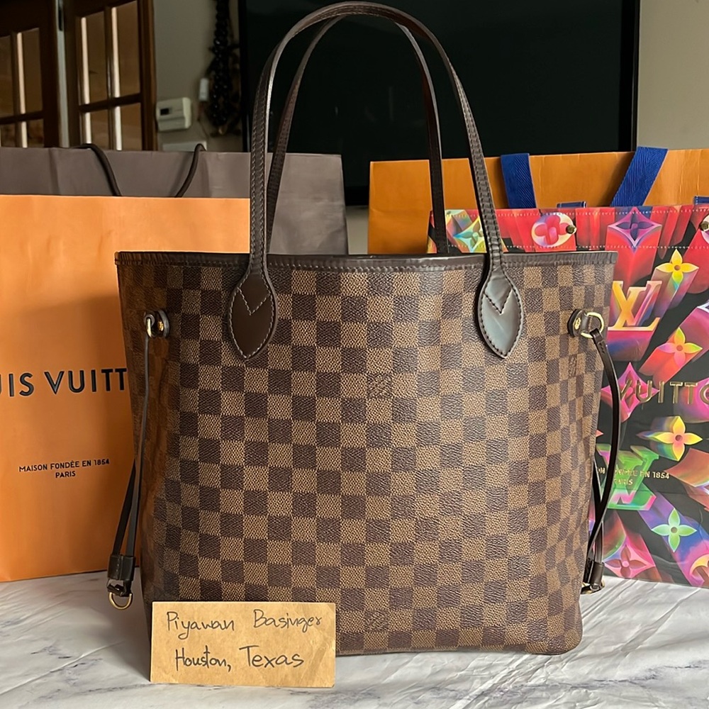 Authentic Louis Vuitton Neverfull MM